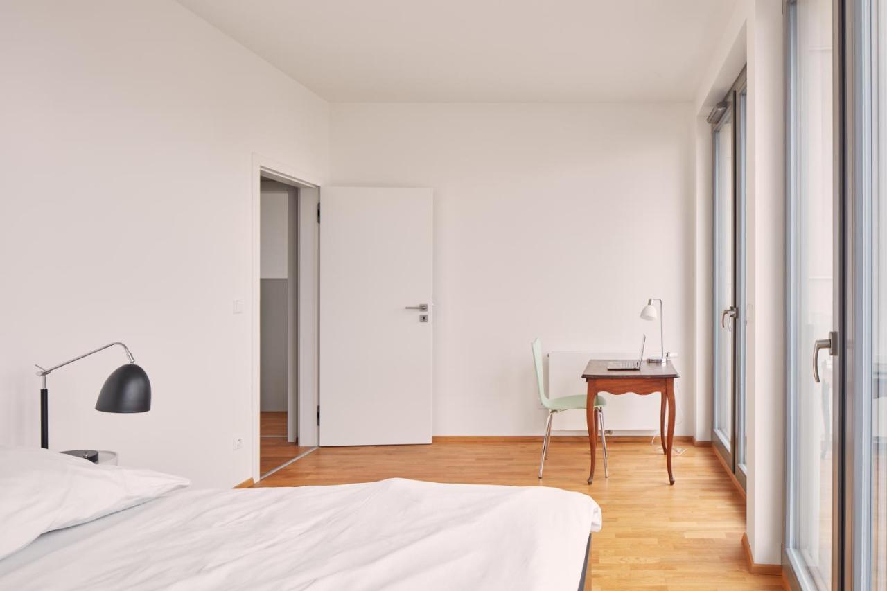 Prague Days - Designer Condo - Trendy Neighborhood Extérieur photo